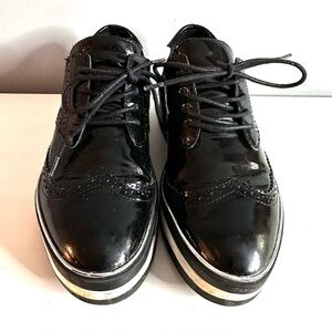 The WishBone Collection Black Patent Platform, Oxford Loafers, Brogues, EUC Sz 9